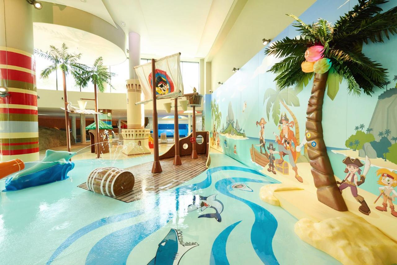 Vacationclub - Baltic Park Fort Apartament E.116 Świnoujście Exteriör bild